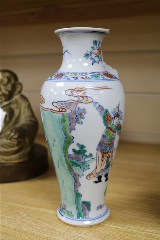 A Chinese famille verte vase height 22cm